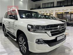 تۆیۆتا لاند کروزەر